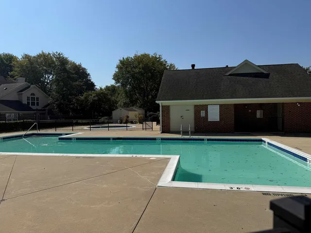 $318,942 | 30-w073 Penny Lane, Warrenville, IL 60555