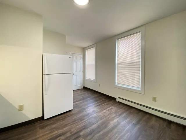 $1,673 | 4 Martin Street, Unit 4, Derry, NH 03038