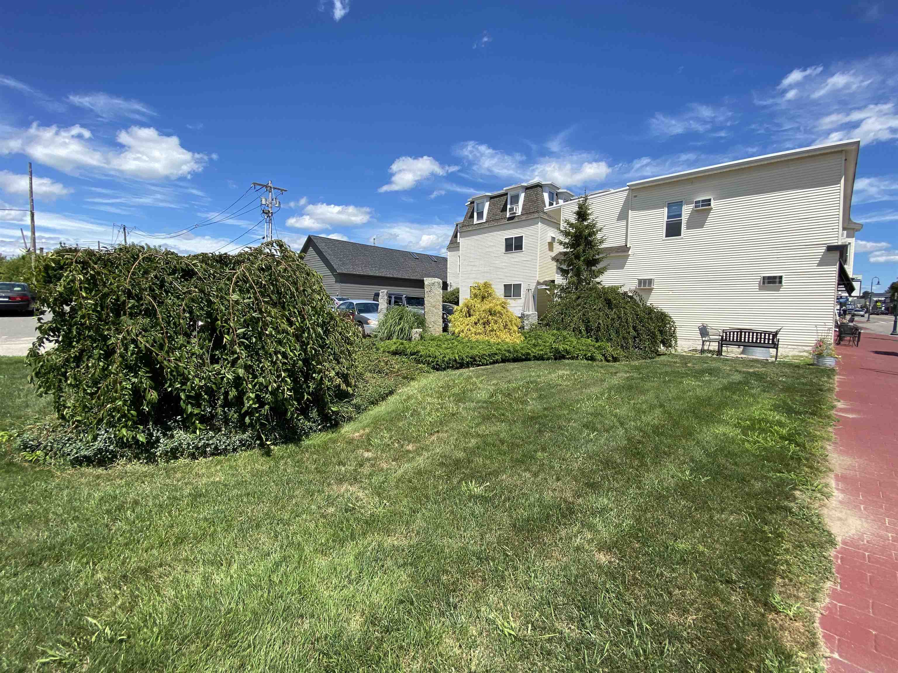 4 Martin Street, Unit 4 Derry, NH 03038 - Photo 30 of 35