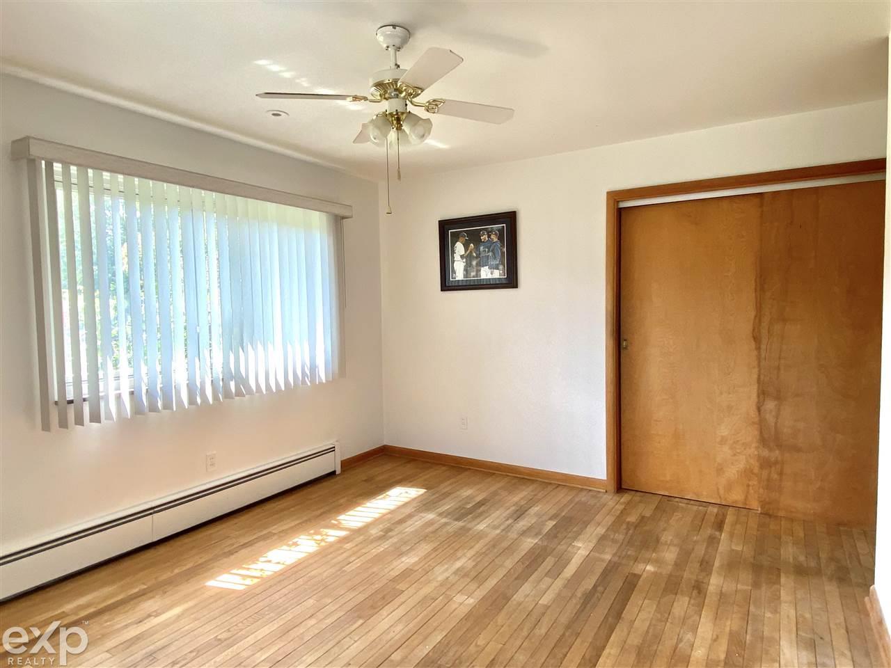 550 Whims Lane Rochester, MI 48306 - Photo 18 of 25