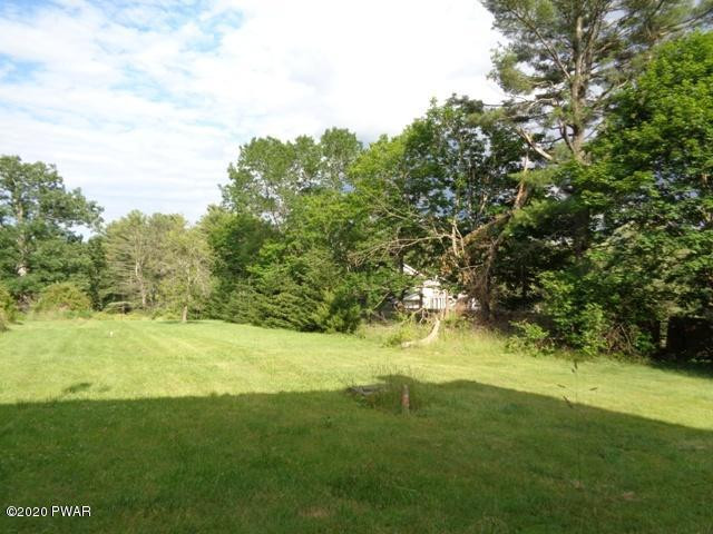 149 Rt 590 Greeley, PA 18425 - Photo 16 of 59