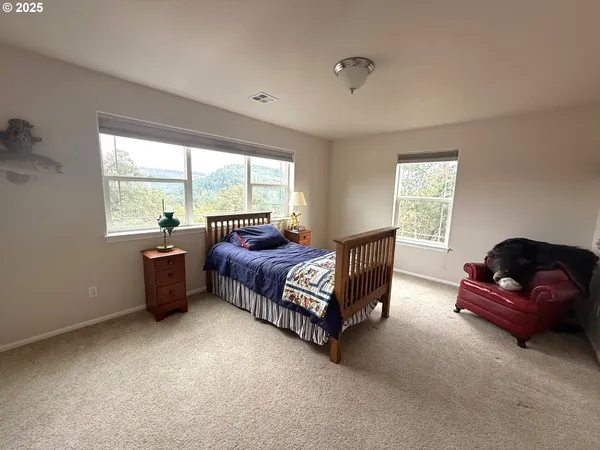 $669,000 | 4447 Melrose Road, Roseburg, OR 97471