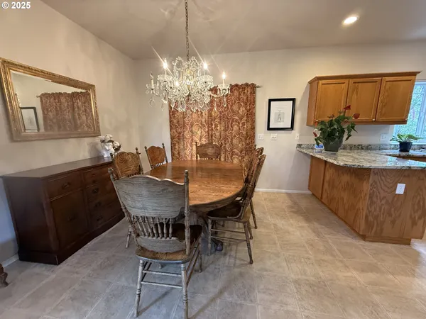 $669,000 | 4447 Melrose Road, Roseburg, OR 97471