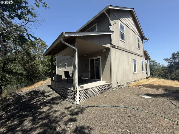 $669,000 | 4447 Melrose Road, Roseburg, OR 97471
