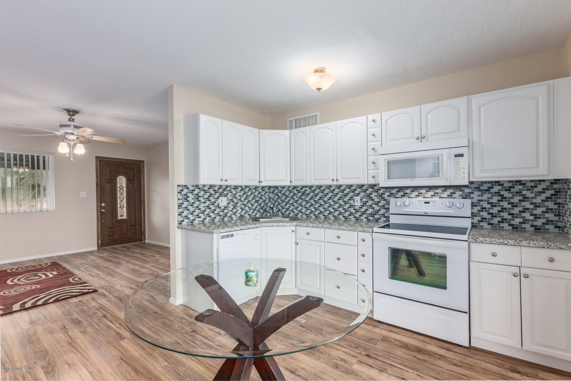 3746 West Bloomfield Road Phoenix, AZ 85029 - Photo 5 of 15 c3c44e8bb93031937d0e4070023a0b71