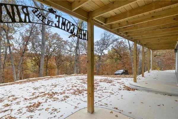 $720,500 | 7930 Eagle Bay Drive, Stover, MO 65078