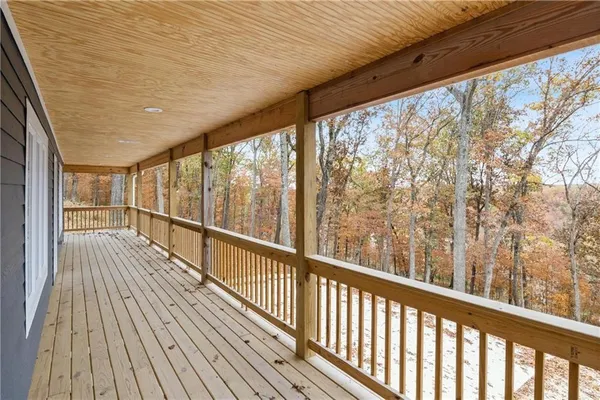 $720,500 | 7930 Eagle Bay Drive, Stover, MO 65078