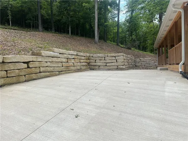 $720,500 | 7930 Eagle Bay Drive, Stover, MO 65078