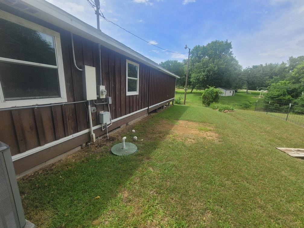 717 Midway Road Tool, TX 75143 - Photo 3 of 13