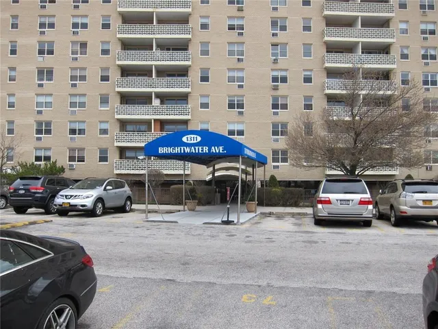 $629,000 | 1311 Brightwater Avenue, Unit 5E | Brighton Beach