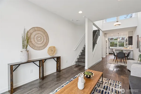 $975,000 | 1310 Yakima Avenue South, Seattle, WA 98144