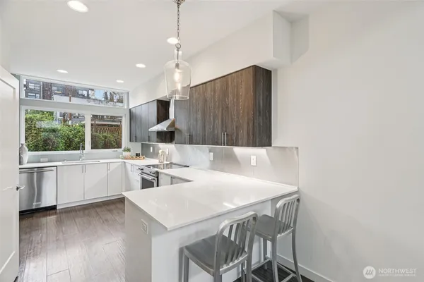 $975,000 | 1310 Yakima Avenue South, Seattle, WA 98144