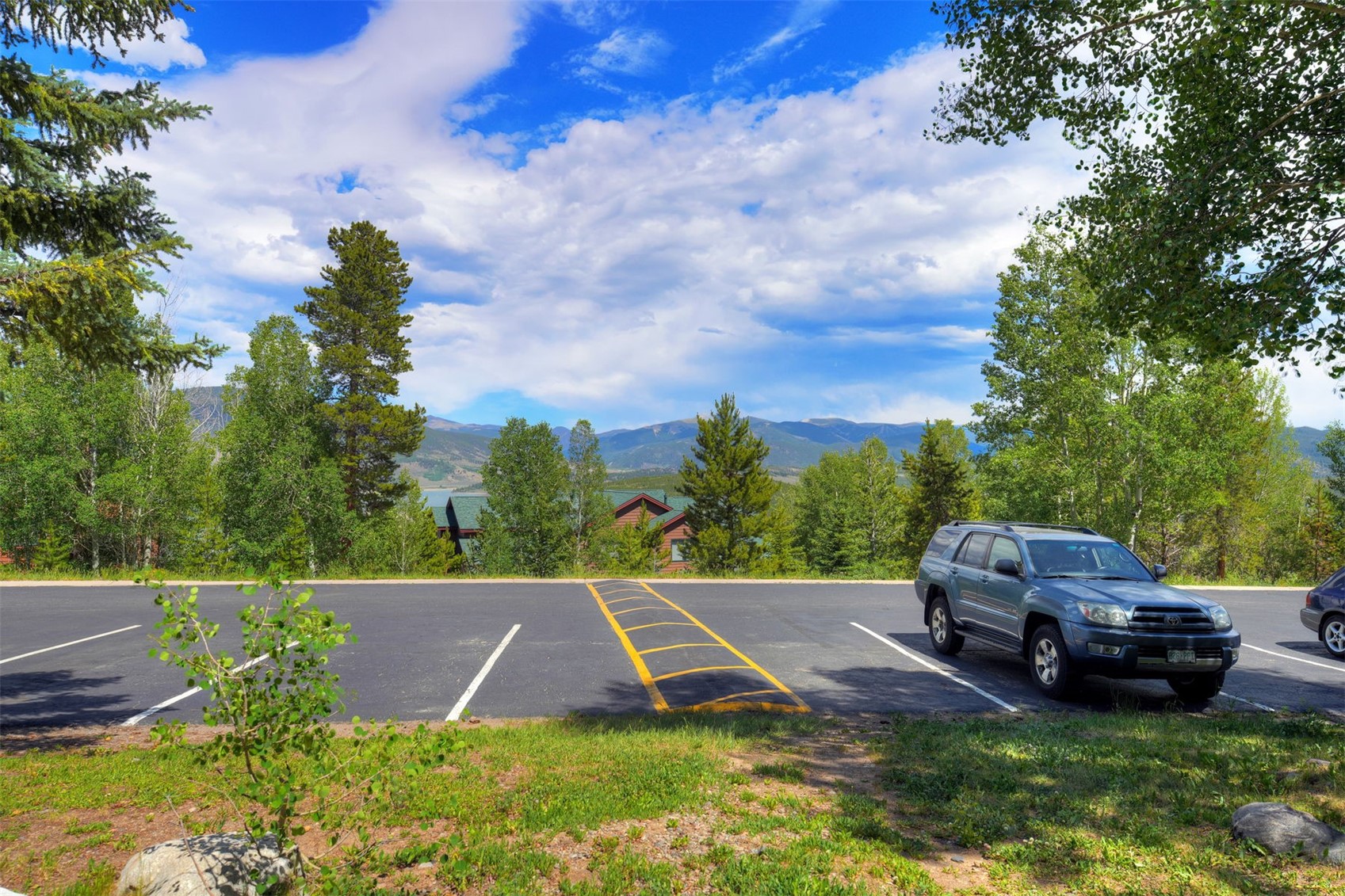 7307 Ryan Gulch Road, Unit D8 Silverthorne, CO 80498 - Photo 23 of 31