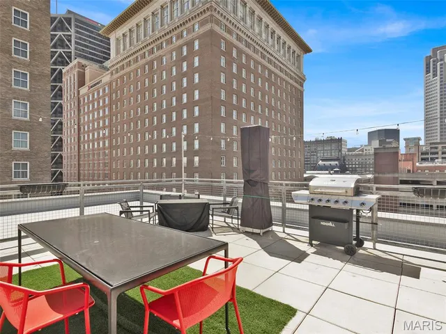 $213,999 | 901 Washington Avenue, Unit 205, St. Louis, MO 63101