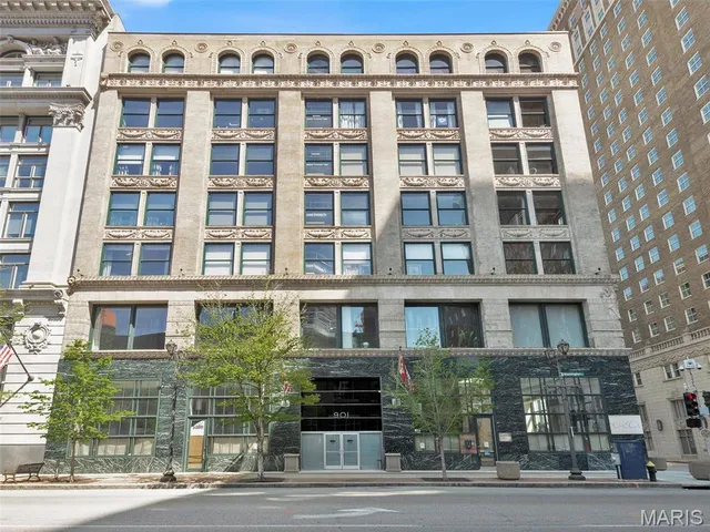 $213,999 | 901 Washington Avenue, Unit 205, St. Louis, MO 63101