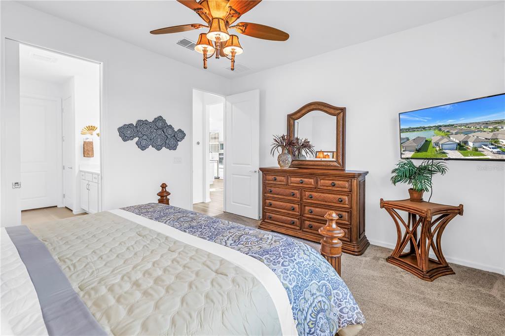 9442 Ballaster Pointe Loop Parrish, FL 34221 - Photo 22 of 44
