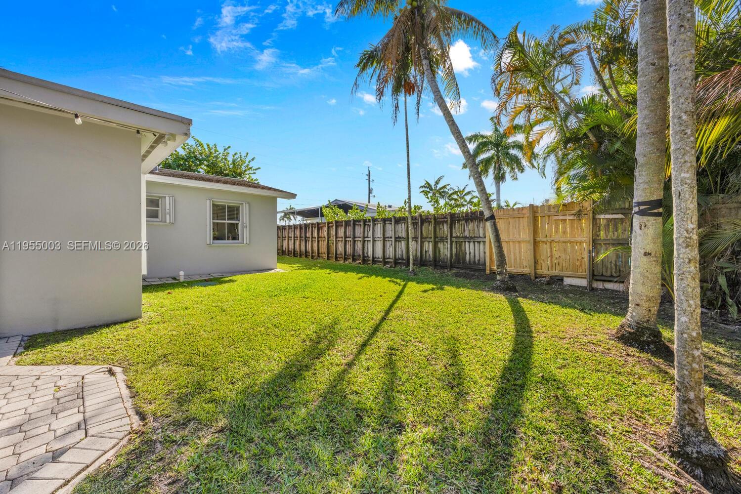8230 Southwest 63rd Place Miami, FL 33143 - Photo 17 of 24