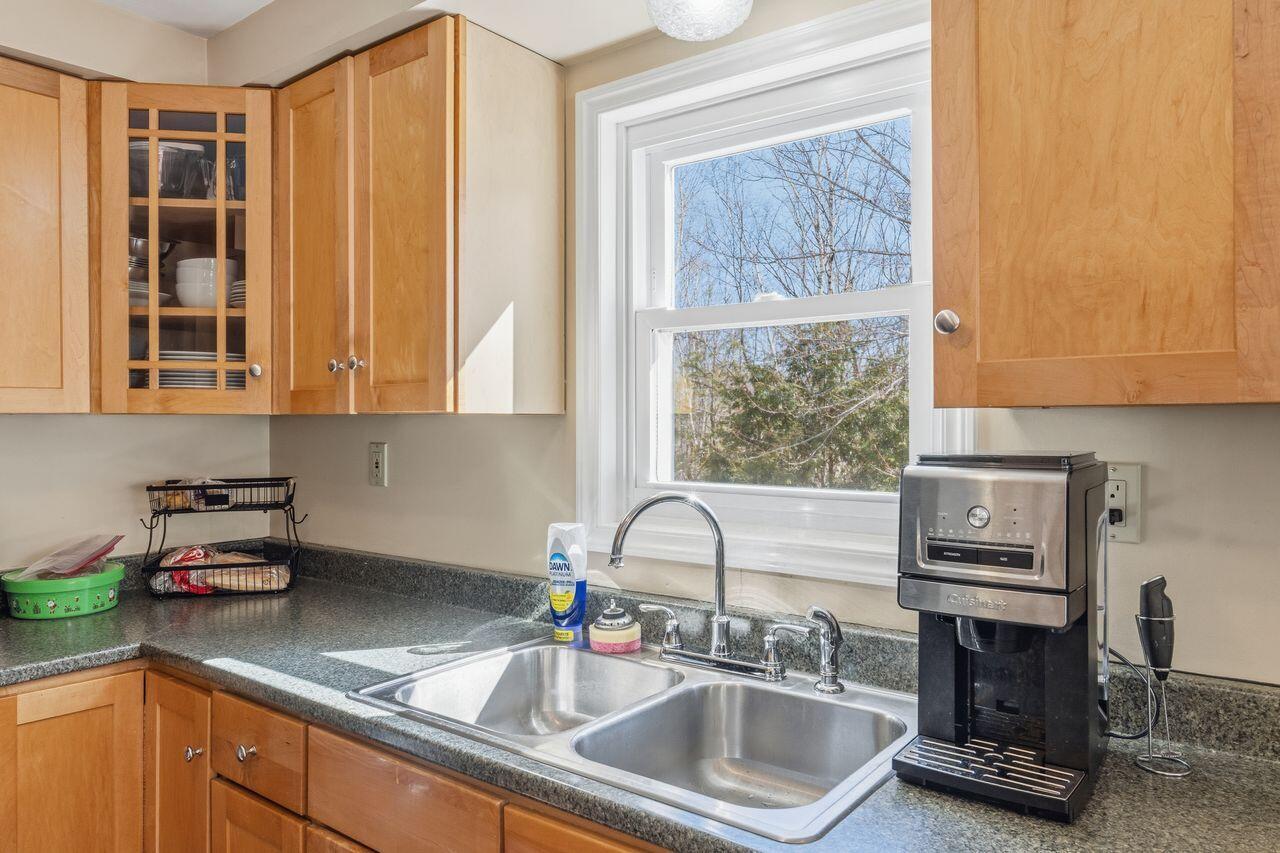 585 Bridgton Road Sebago, ME 04029 - Photo 10 of 38 dO2wlQUw