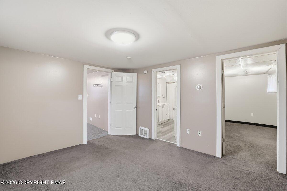 515 Breck Street Scranton, PA 18505 - Photo 22 of 38 an empty room with closet area