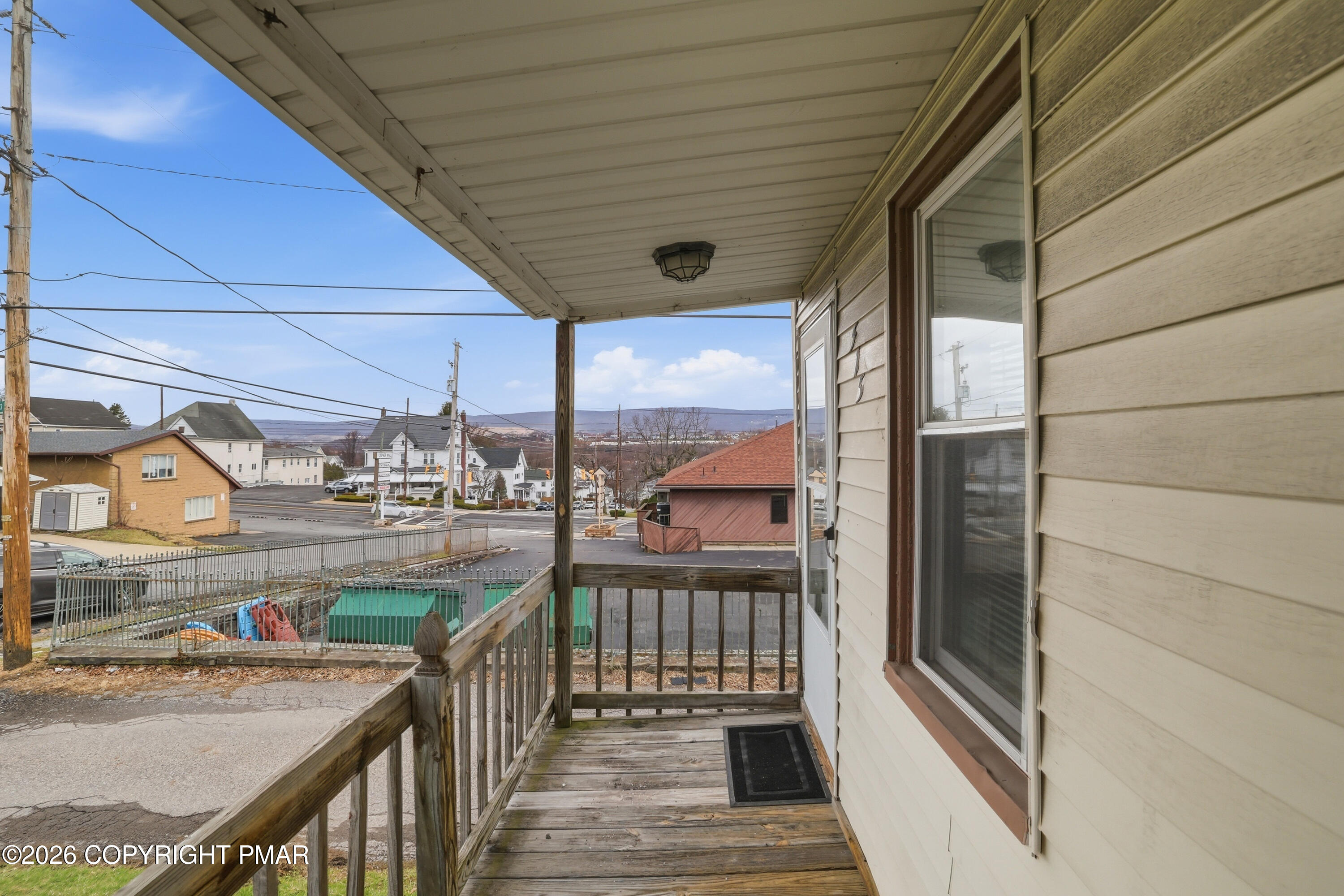 515 Breck Street Scranton, PA 18505 - Photo 3 of 38