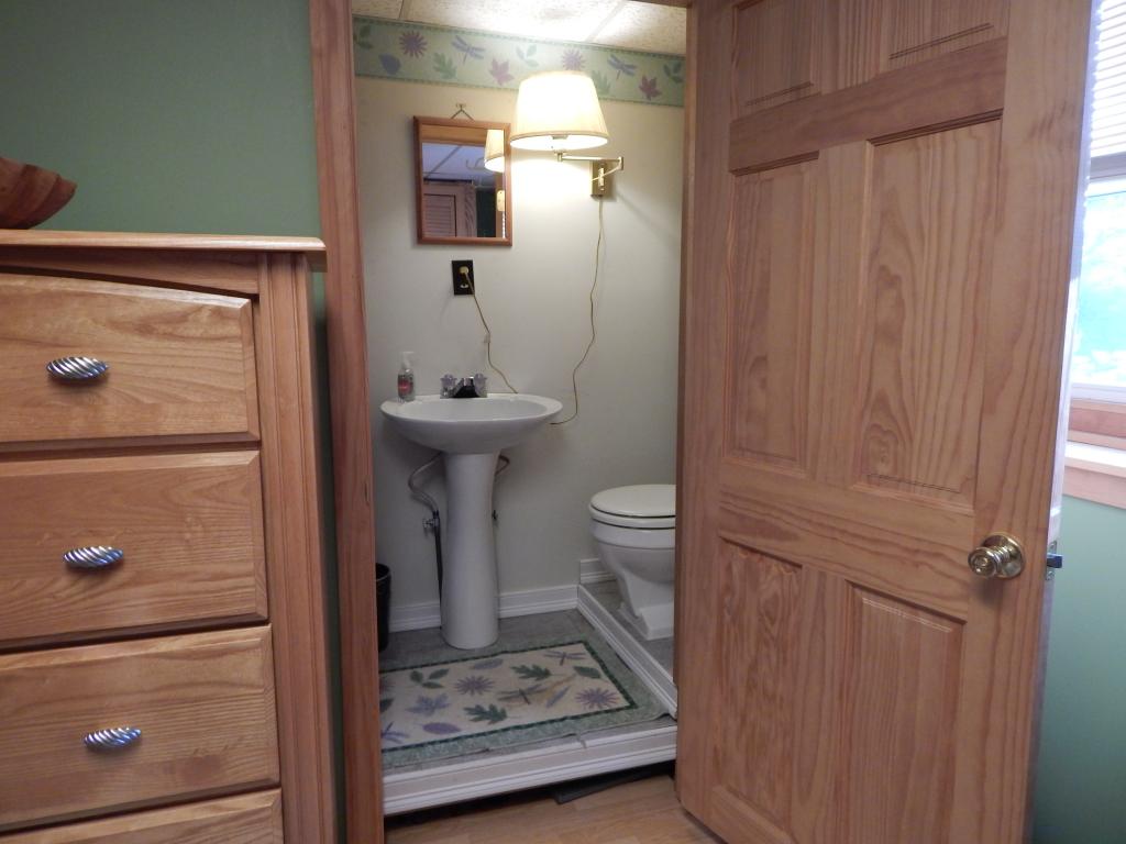 127 Highbridge Road New Ipswich, NH 03071 - Photo 11 of 23