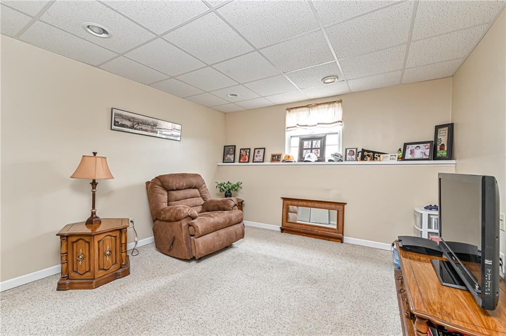 4827 Bayfield Road Allison Park, PA 15101 - Photo 15 of 20 Gallery Image 15