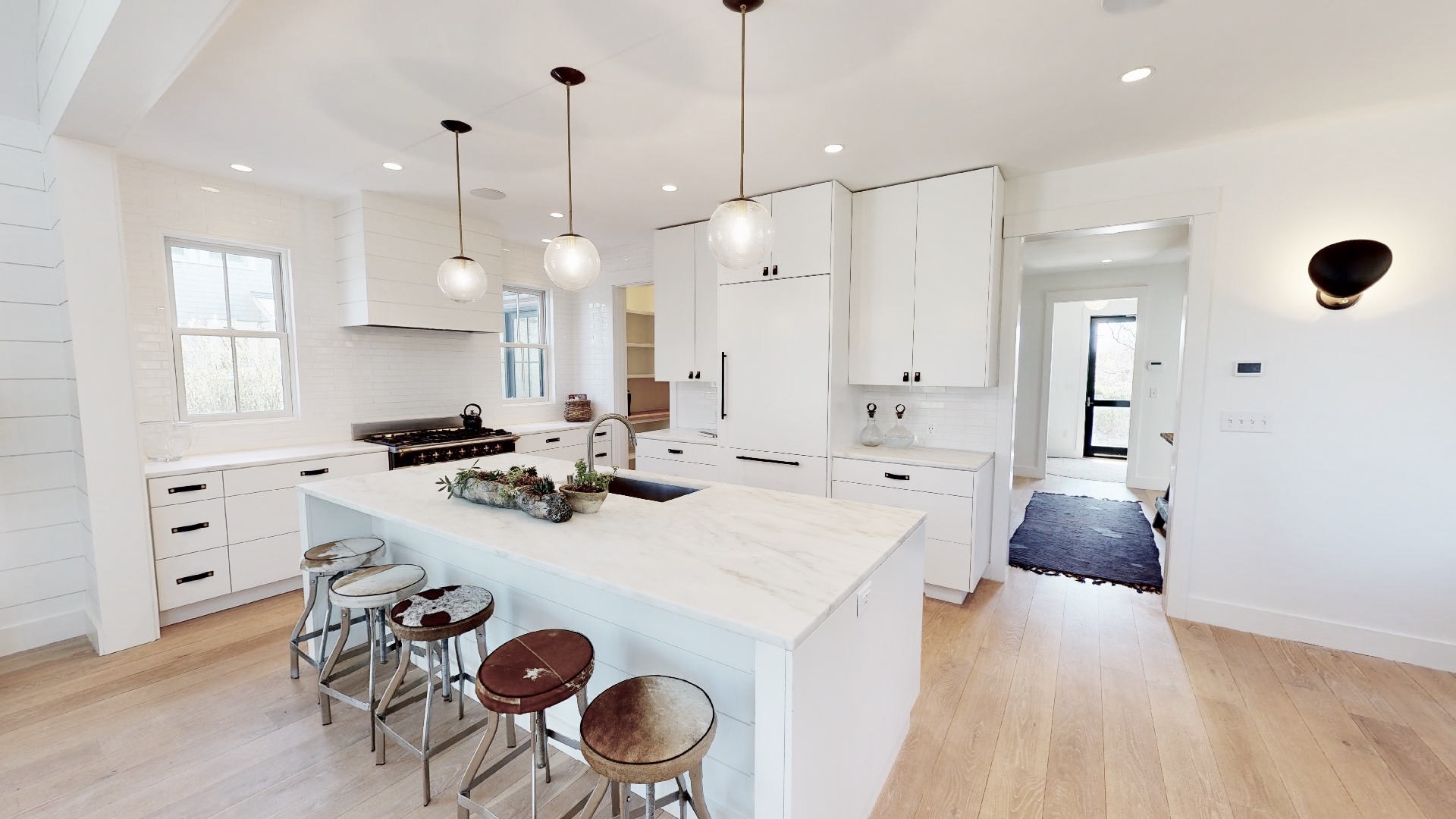 33 Pilgrim Road Nantucket, MA 02554 - Photo 12 of 63 Gallery Image 12