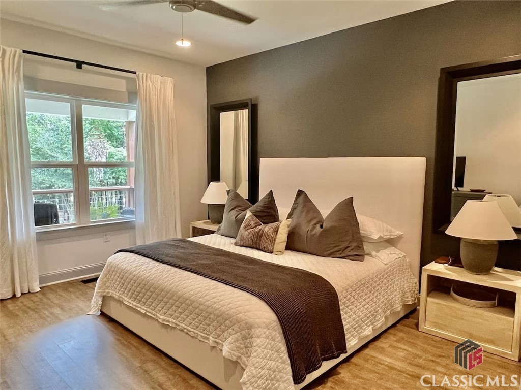 72 Point Place Road Hartwell, GA 30643 - Photo 13 of 40 Main Level bedroom