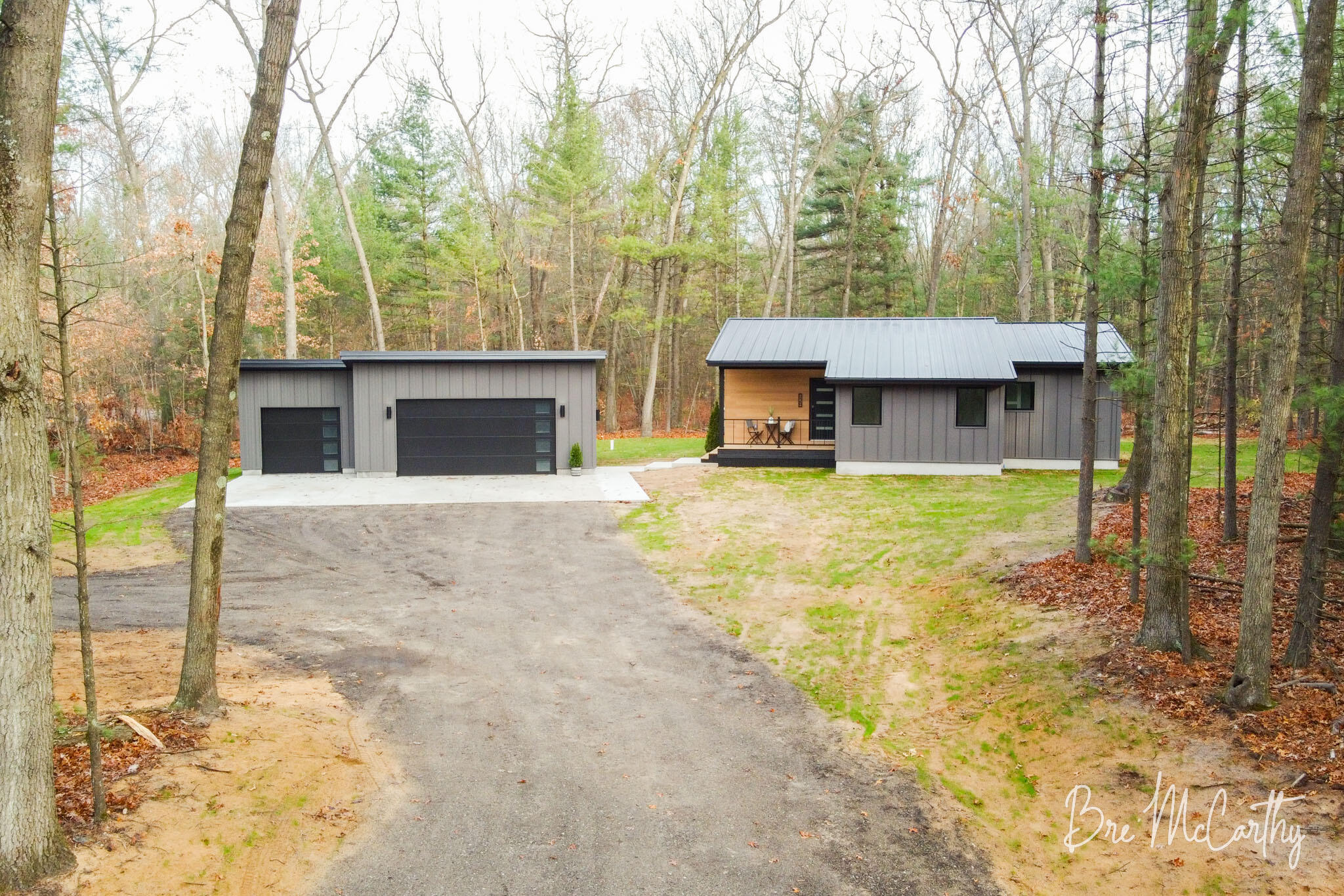 928 East River Road Muskegon, MI 49445 - Photo 54 of 62 Exterior - Front