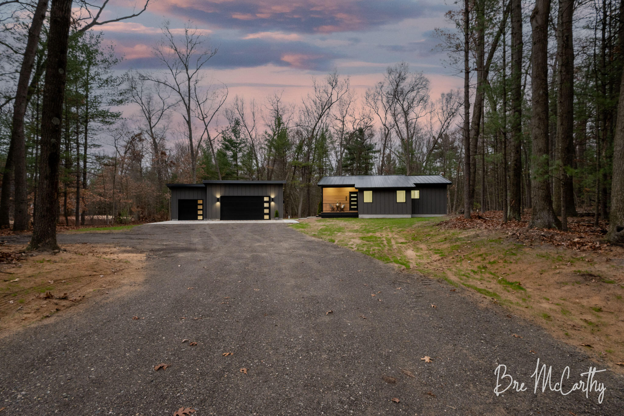 928 East River Road Muskegon, MI 49445 - Photo 57 of 62 Exterior - Front