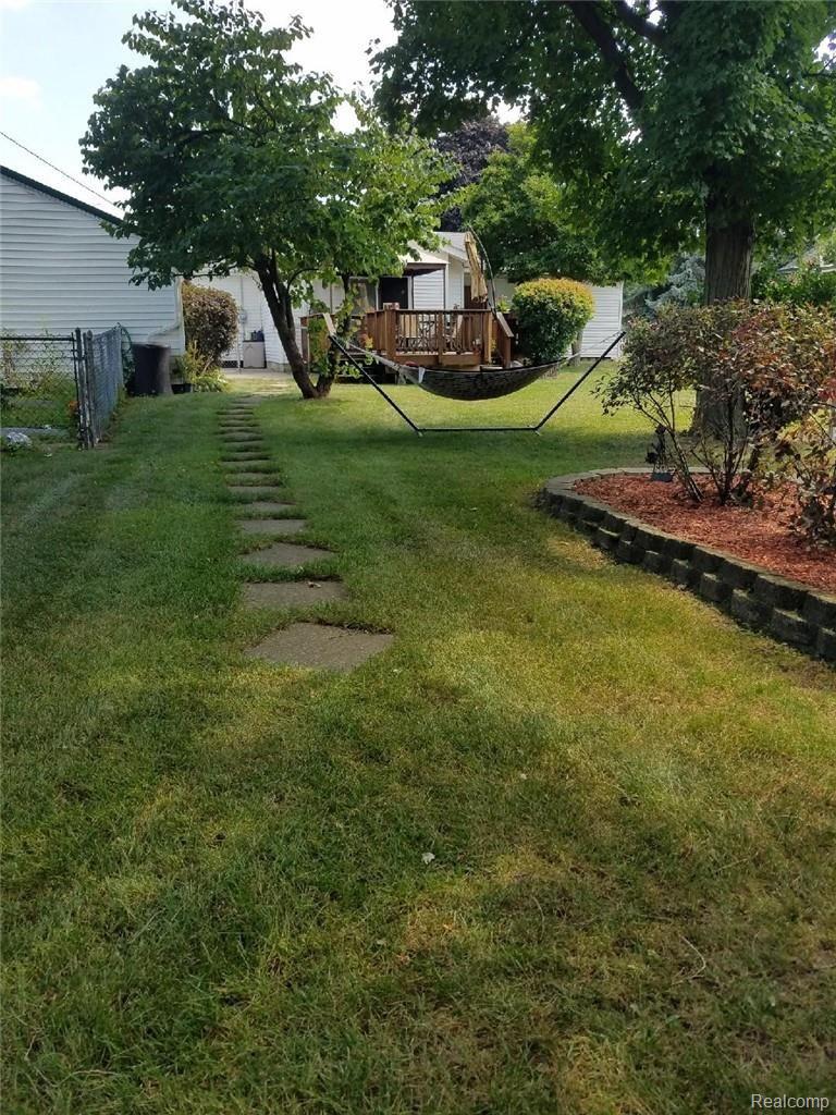 11051 Wayne Road Livonia, MI 48150 - Photo 23 of 31 20180831_131003_1536932164383.jpeg