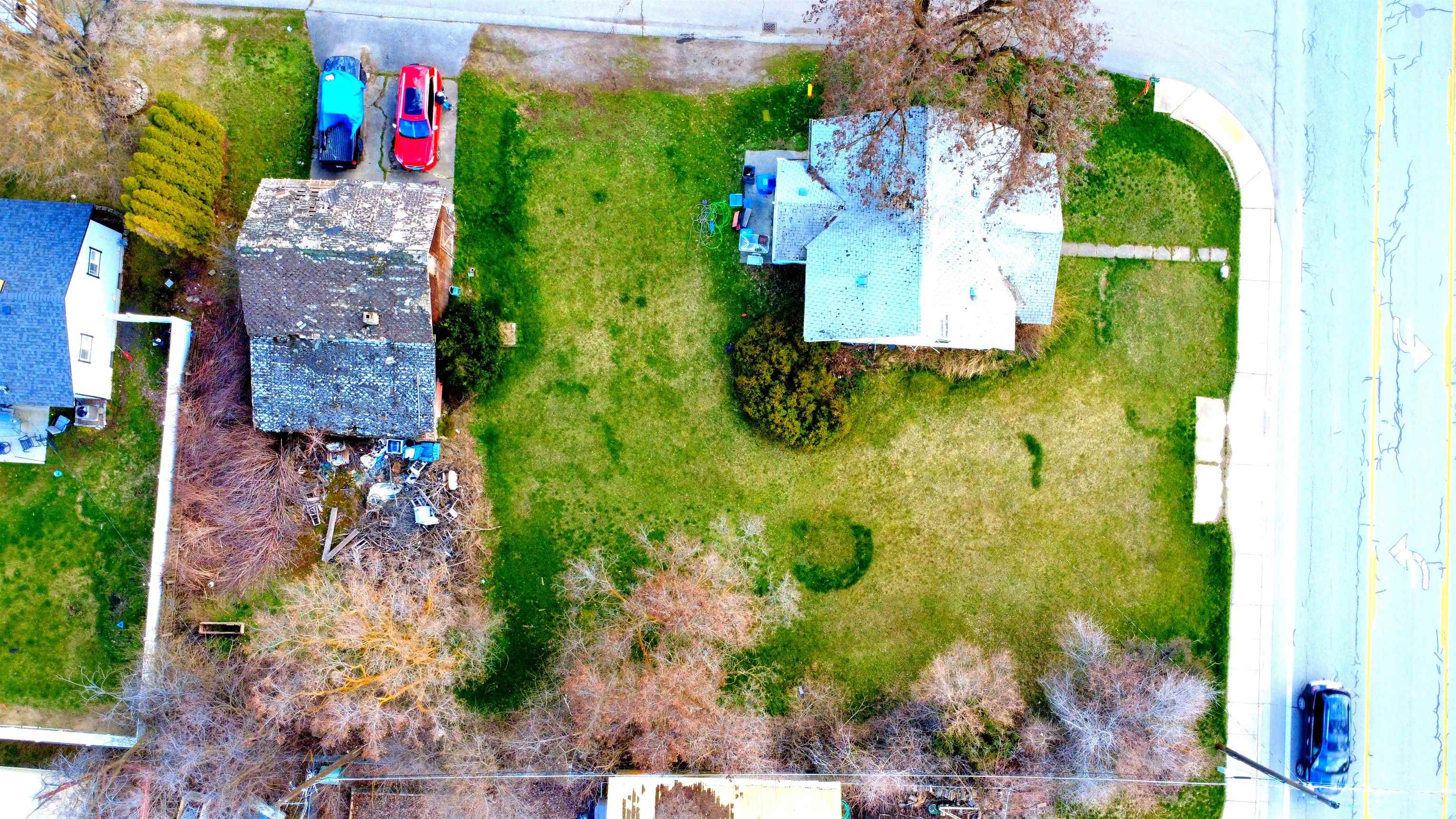 423 South Evergreen Road Spokane, WA 99216 - Photo 2 of 22