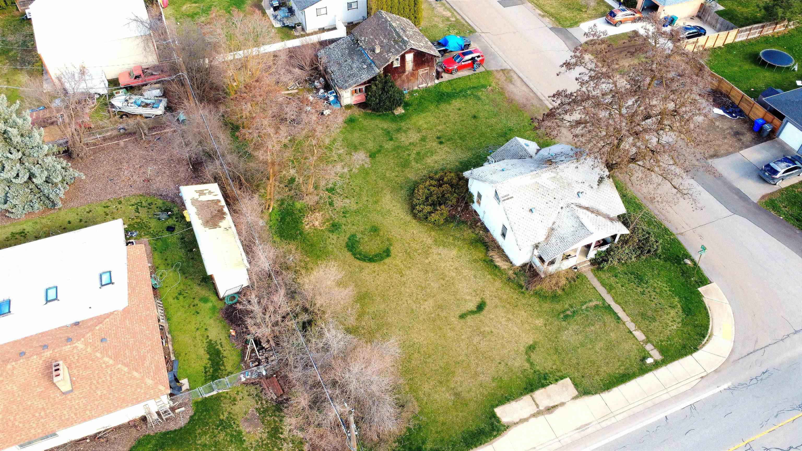 423 South Evergreen Road Spokane, WA 99216 - Photo 3 of 22