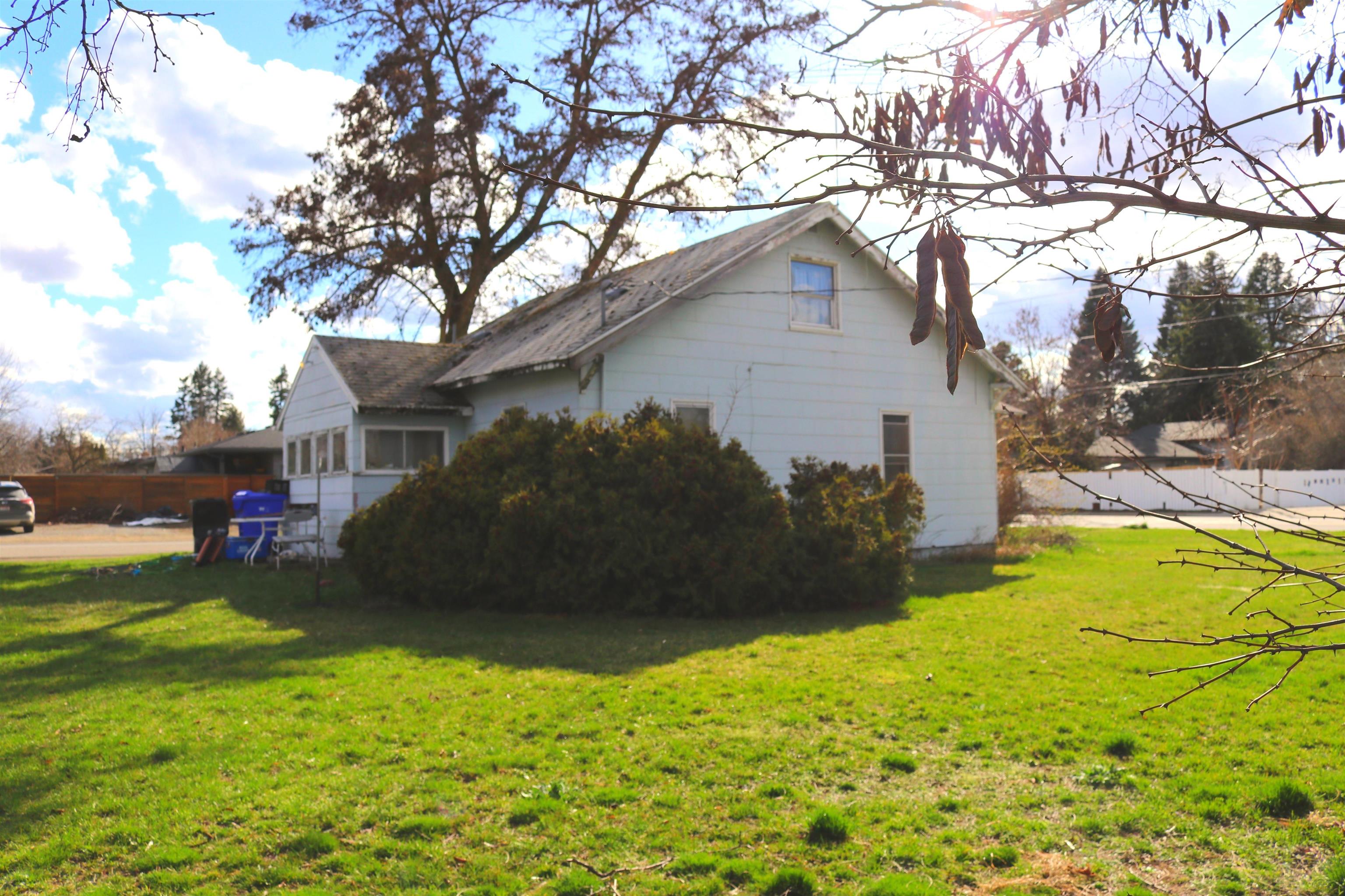 423 South Evergreen Road Spokane, WA 99216 - Photo 5 of 22