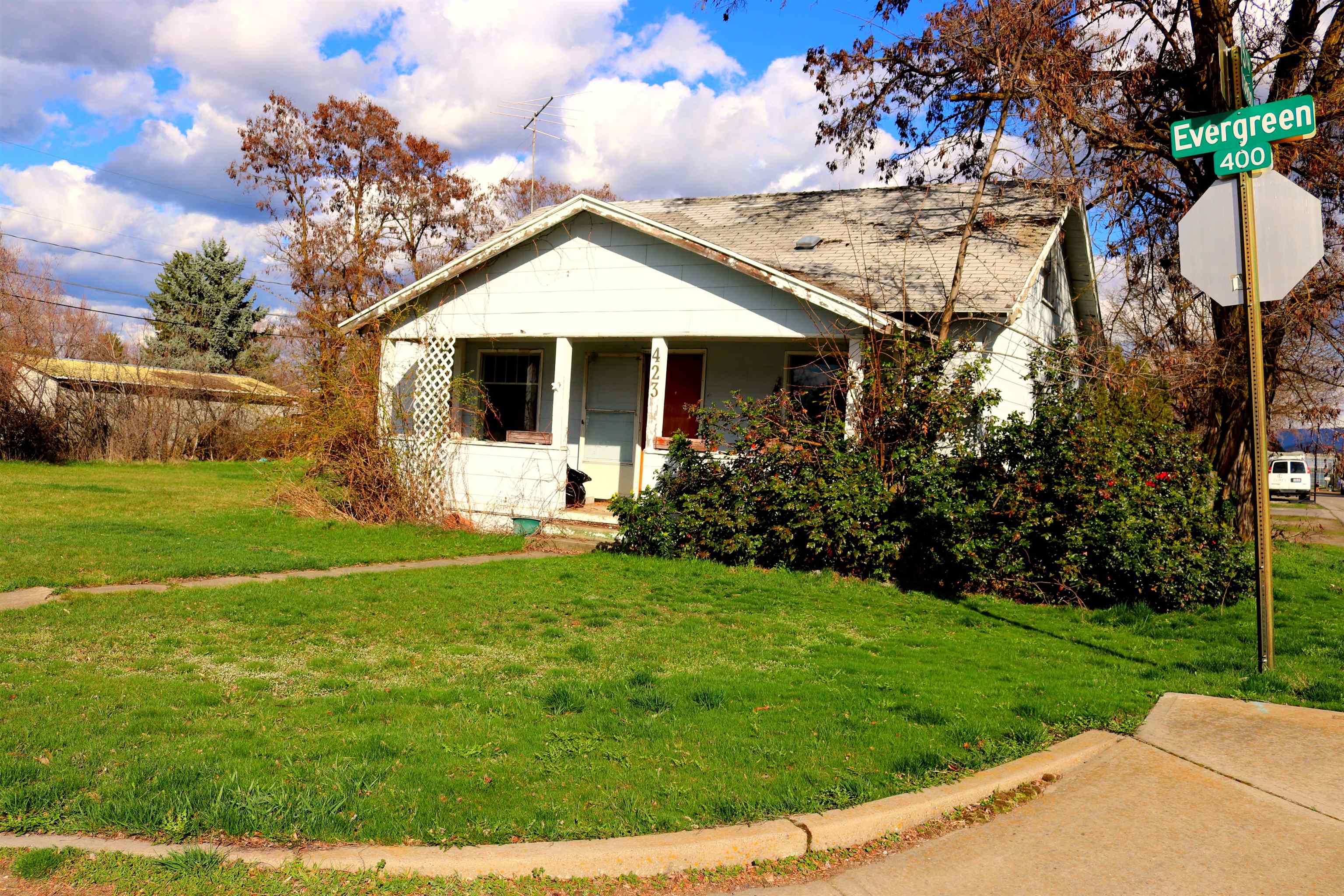 423 South Evergreen Road Spokane, WA 99216 - Photo 7 of 22