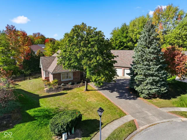 $869,900 | 5474 Cayman Court, Carmel, IN 46033