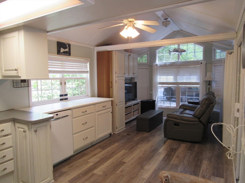 185 Cotuit Road, Unit C17 Sandwich, MA 02563 - Photo 13 of 36 Gallery Image 13