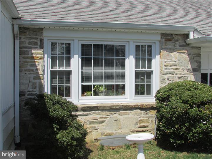 609 Arlingham Road Flourtown, PA 19031 - Photo 2 of 20