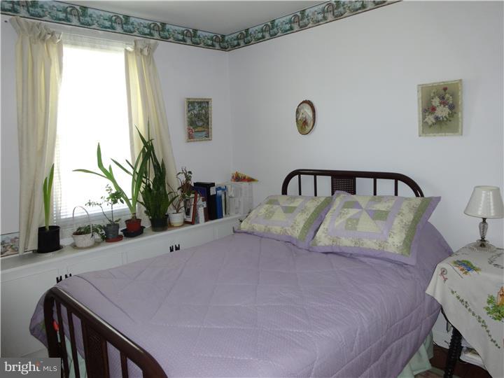 609 Arlingham Road Flourtown, PA 19031 - Photo 16 of 20