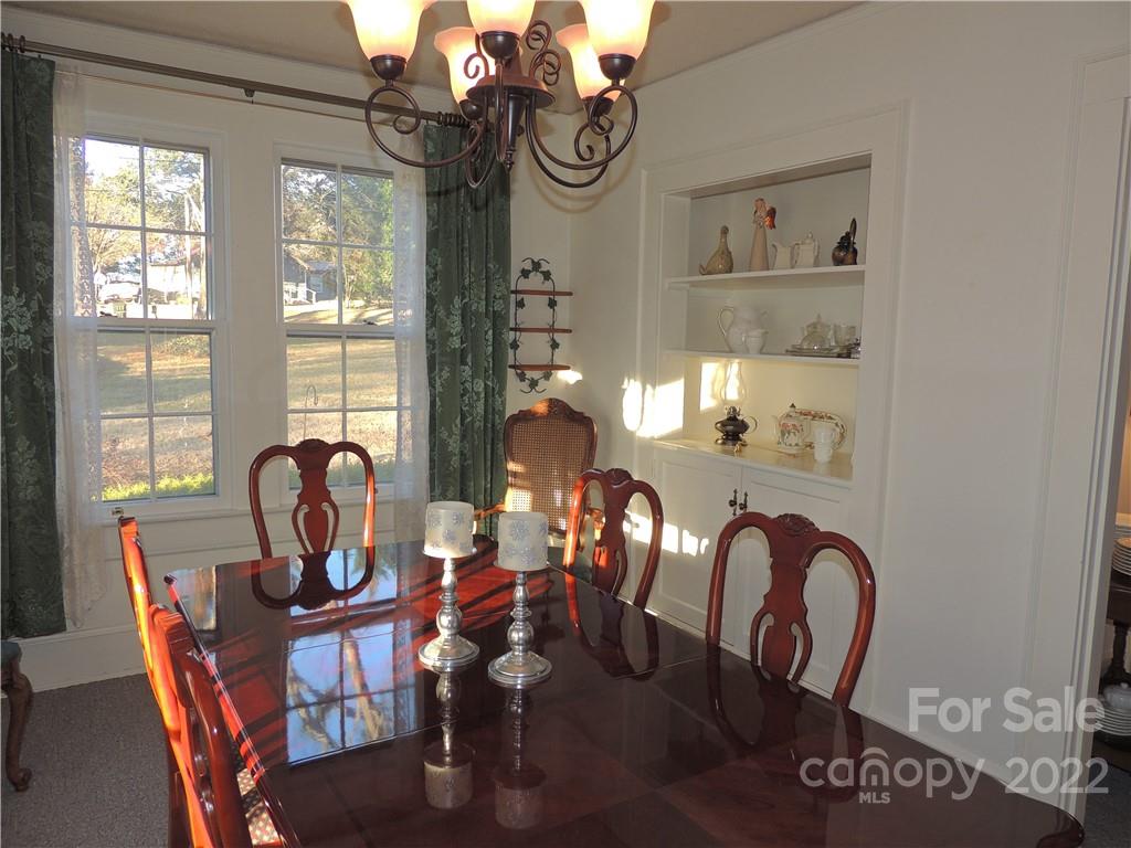 209 West Mountain Street Rutherfordton, NC 28139 - Photo 8 of 31 Gallery Image 8