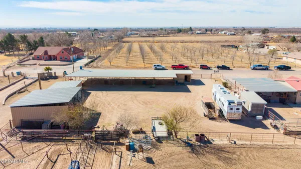 $640,000 | 12435 Sugden Road, Clint, TX 79836