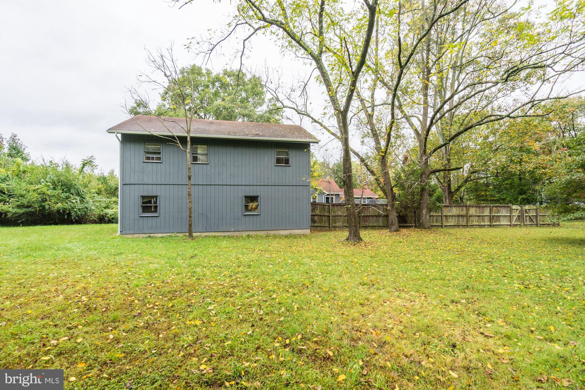 10601 Gunston Road Lorton, VA 22079 - Photo 27 of 29 Exterior (Rear)