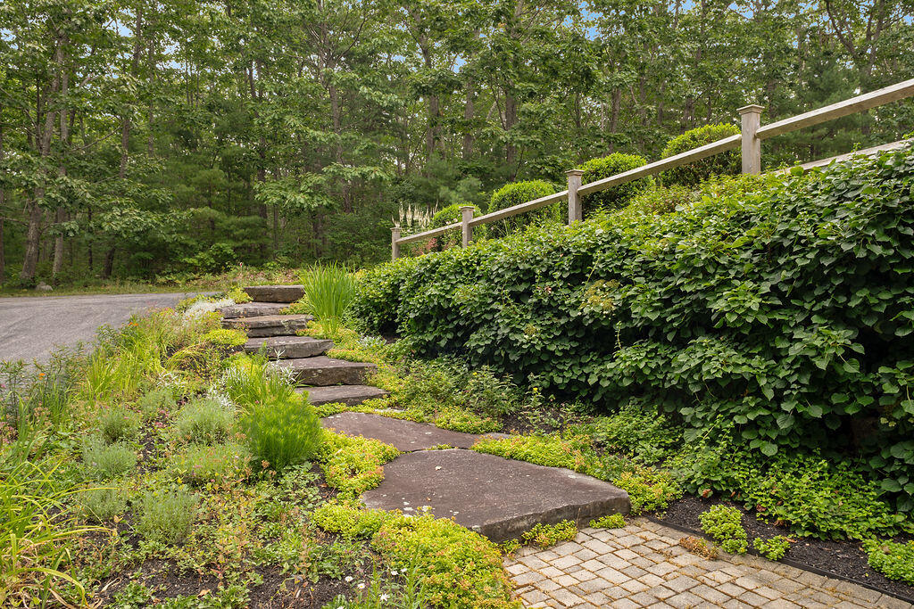 8 Shore Road Biddeford, ME 04005 - Photo 41 of 43 47