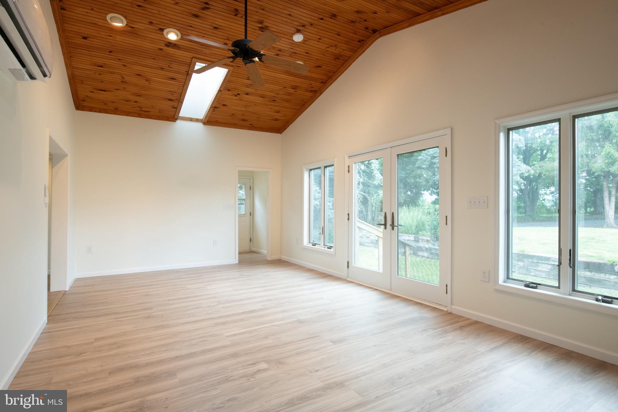 5861 Memorial Road Germansville, PA 18053 - Photo 11 of 25