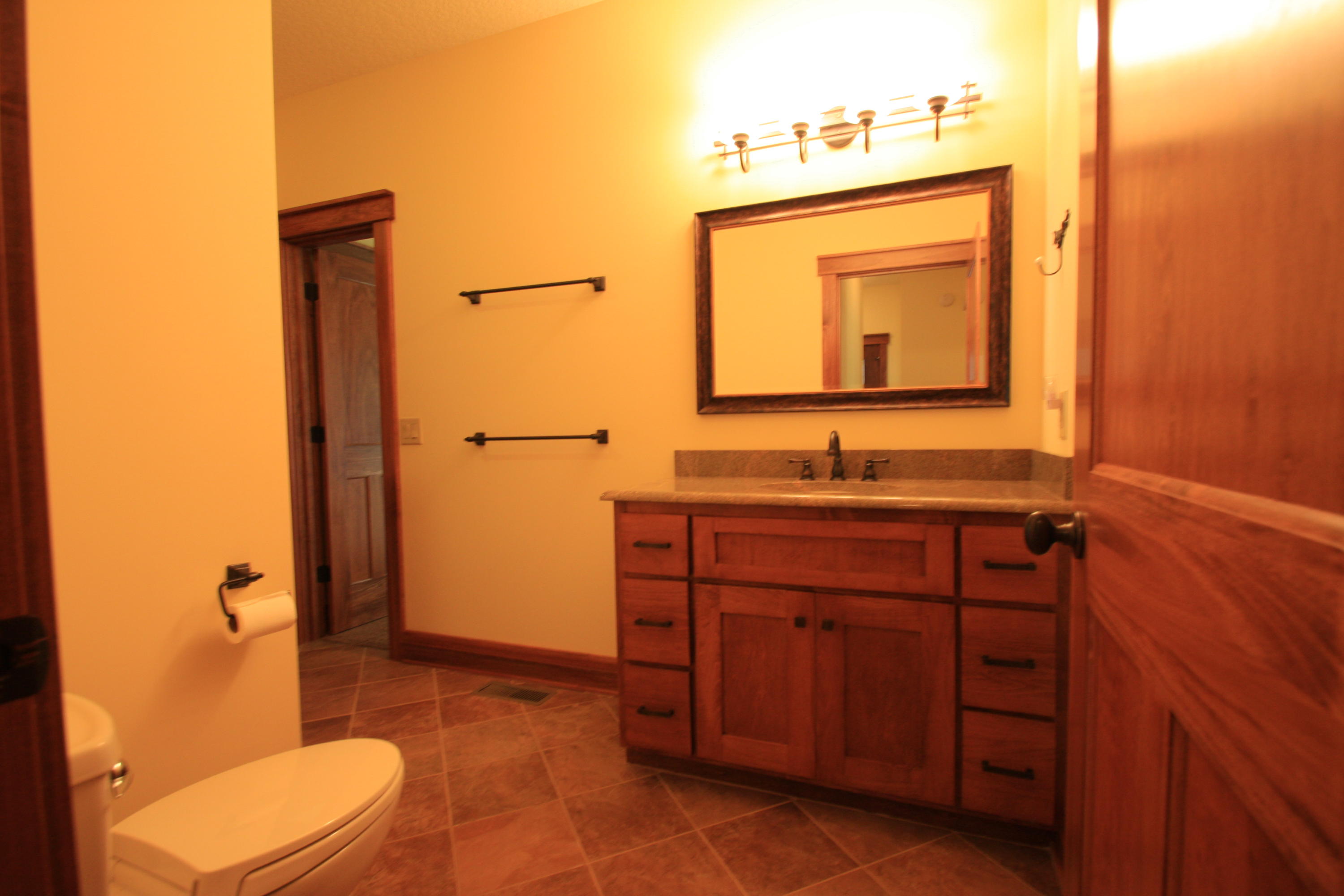 172 Ccc Road Wartburg, TN 37887 - Photo 26 of 35 Guest Bath