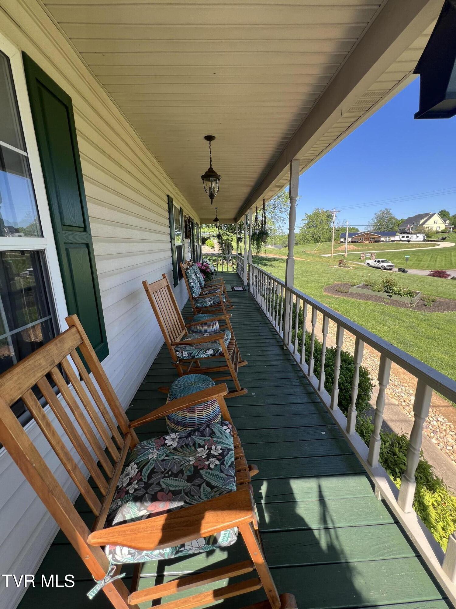 145 East Allens Bridge Road Greeneville, TN 37743 - Photo 3 of 63 IMG_6515