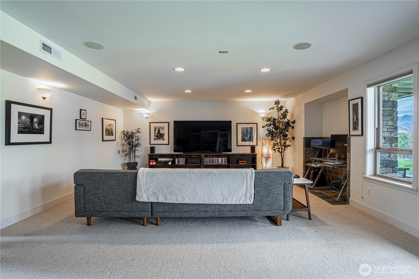 720 Loop Avenue Manson, WA 98831 - Photo 25 of 40