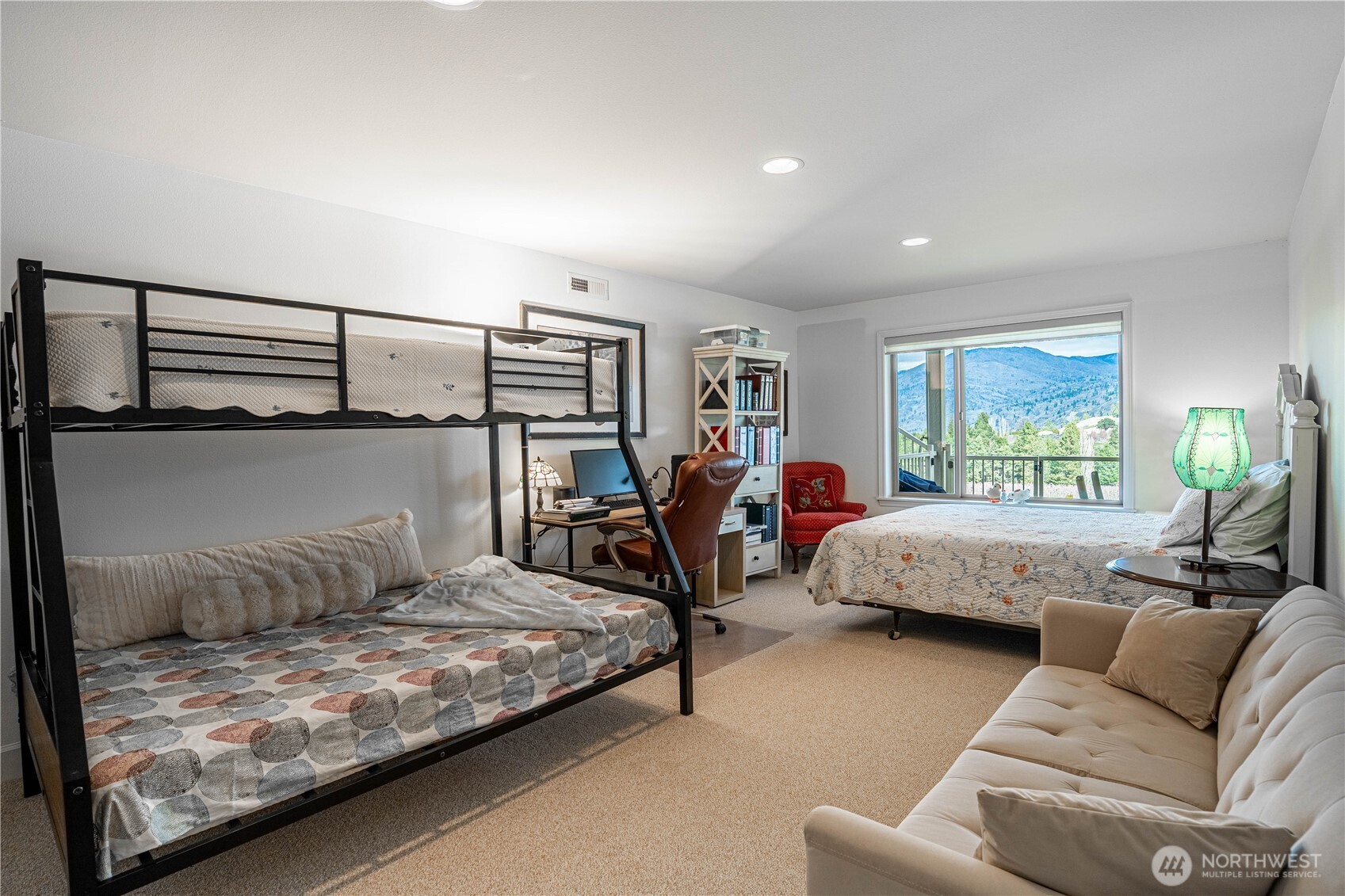 720 Loop Avenue Manson, WA 98831 - Photo 29 of 40