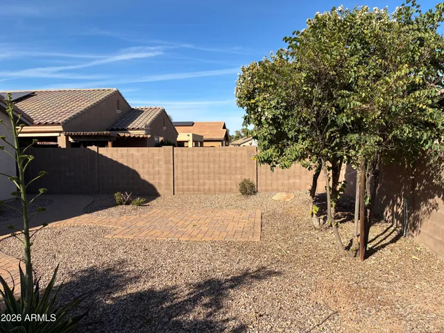 $2,050 | 8011 South 70th Drive, Laveen, AZ 85339