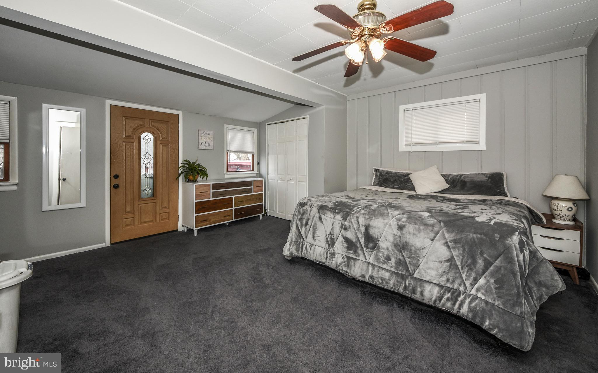 1744 Ford Road Bristol, PA 19007 - Photo 17 of 24 Gallery Image 17